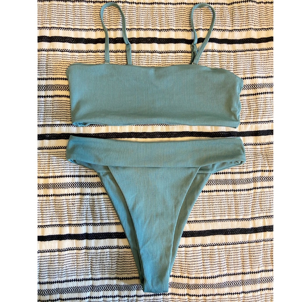 High leg bikini